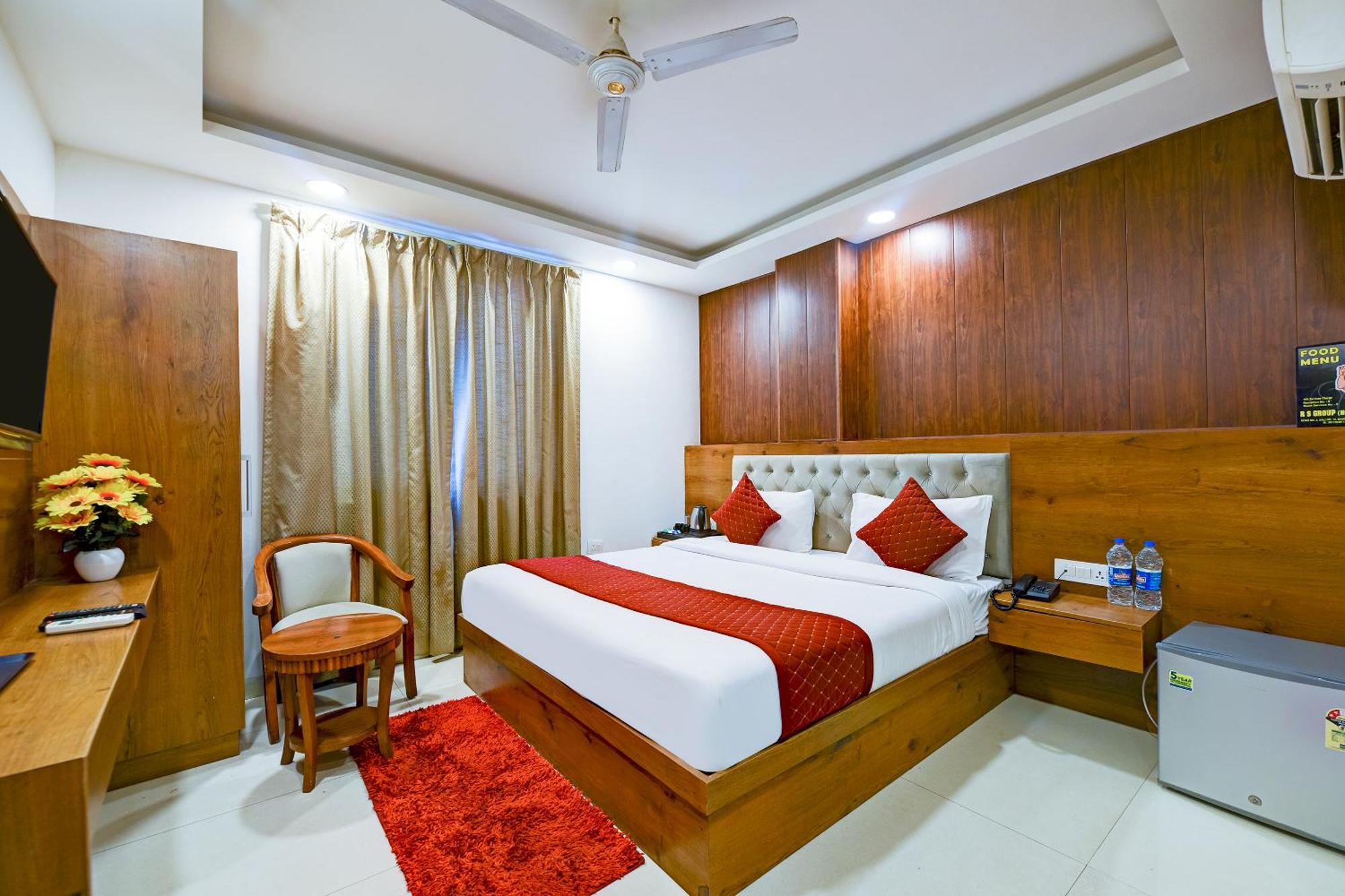 Hotel Grand Qubic Near Delhi Airport Neu-Delhi Exterior foto